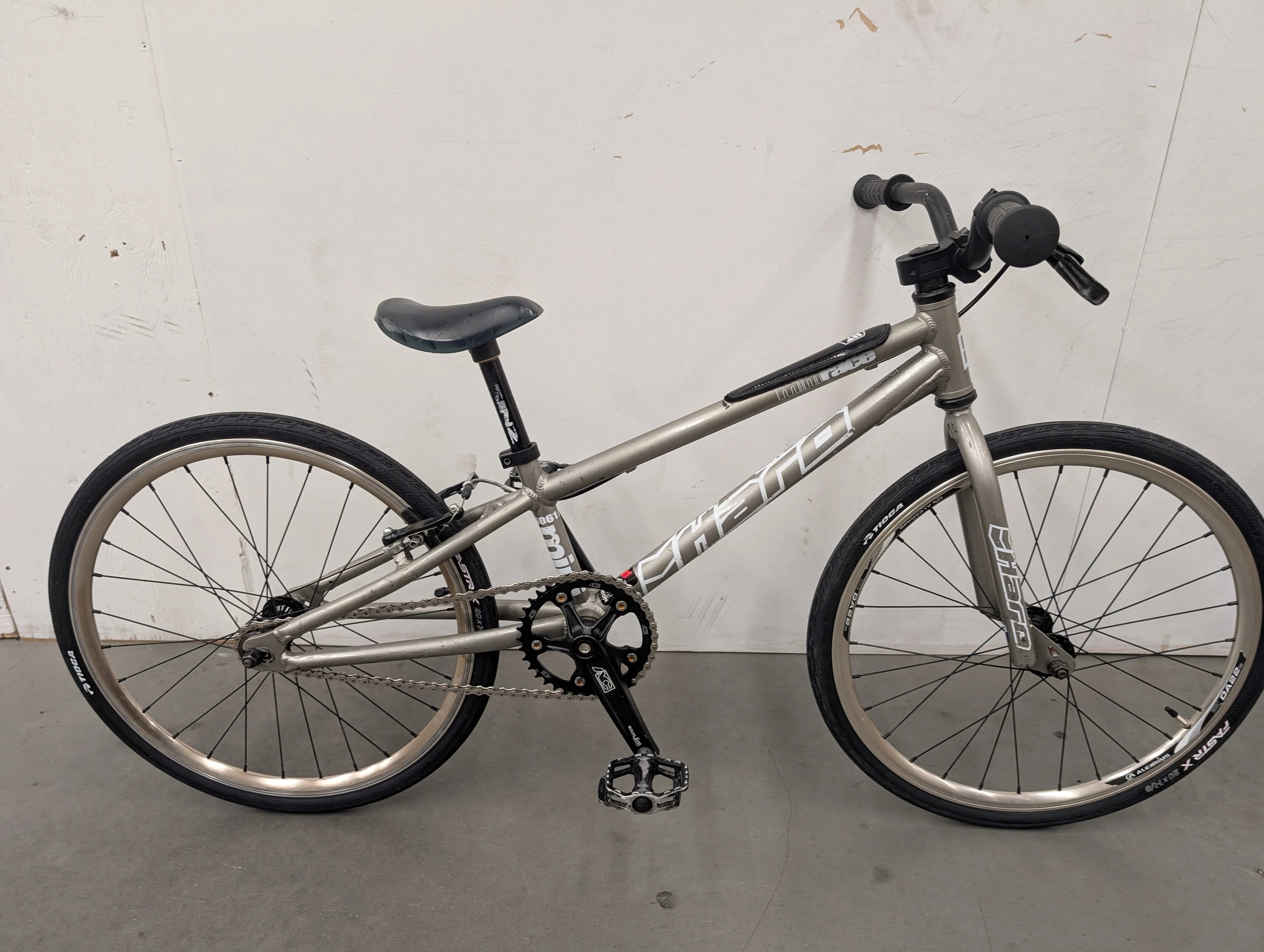 Haro Race Mini Grey 20" USED BMX Bike