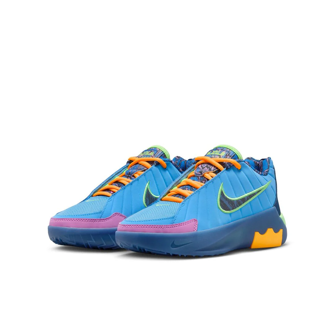 Nike Junior LeBron Jade SE Basketball Shoe - Image 3
