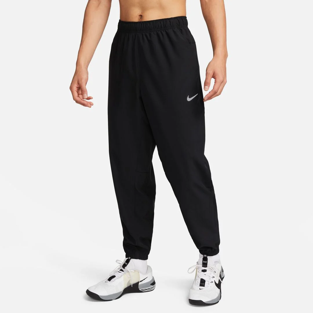 Nike Men's Dri-Fit Tapered Versatile Pants