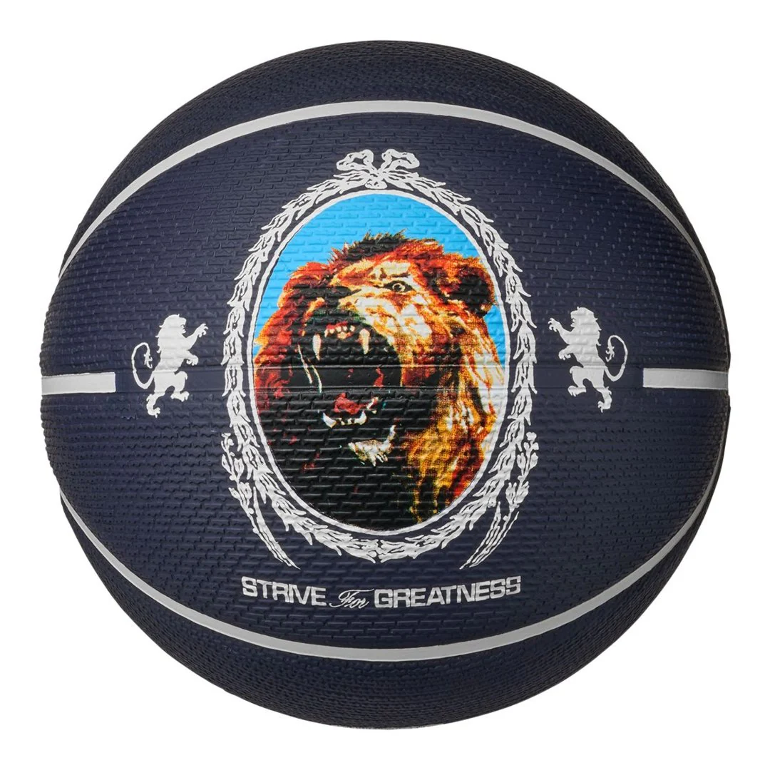 Nike Playground 2.0 8P Lebron James Basketball - Image 2
