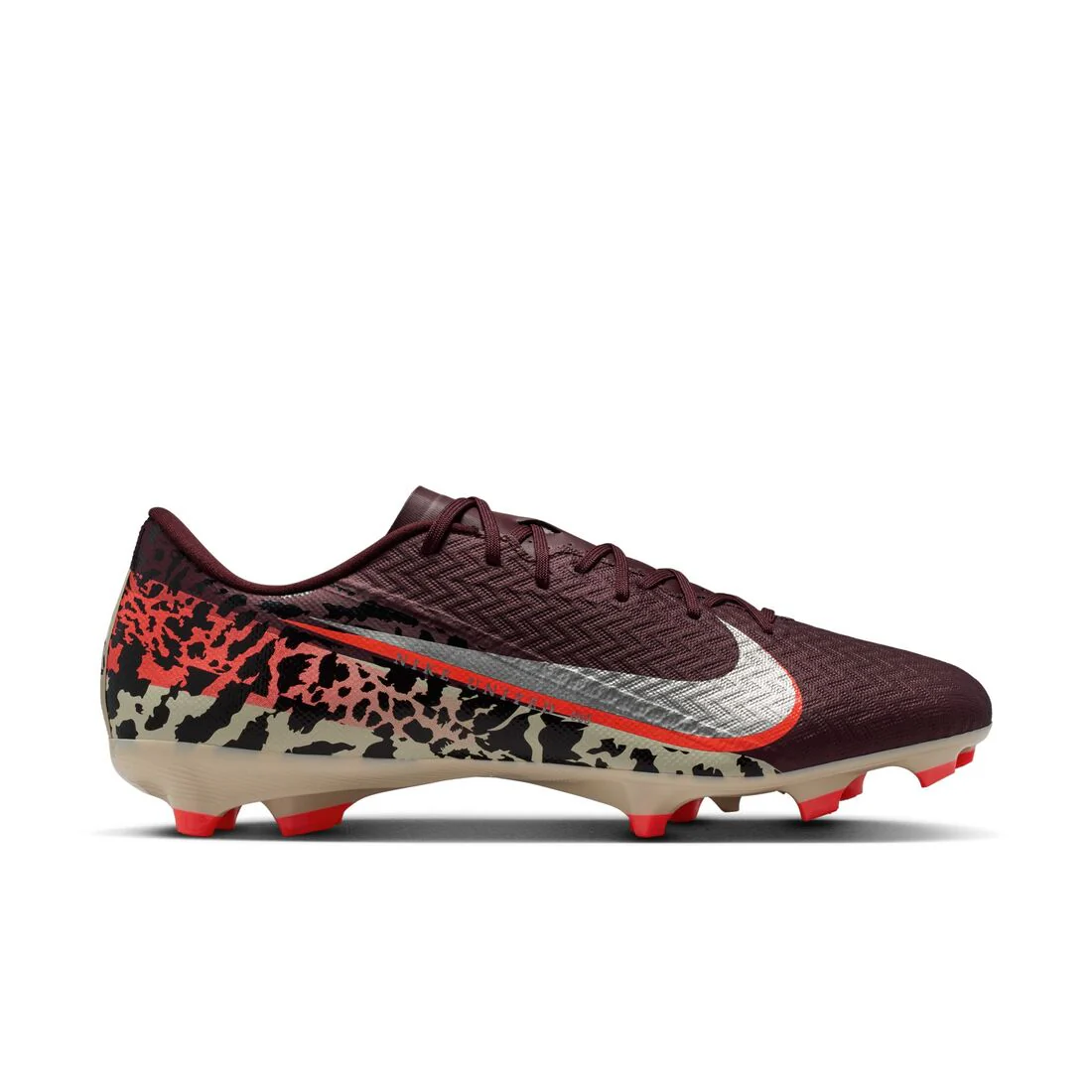 Nike Senior United Mercurial Vapor 16 Academy FG/MG Soccer Cleats