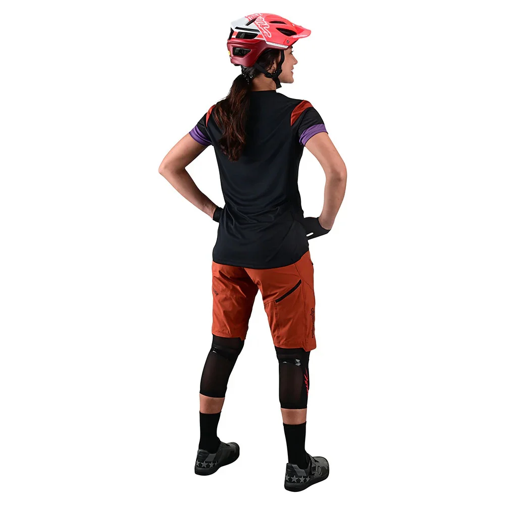 Troy Lee Designs Women's Lilium Short Sleeve Bike Jersey - Image 4